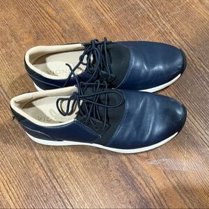 Vionic Navy and Black Women's Oxfords